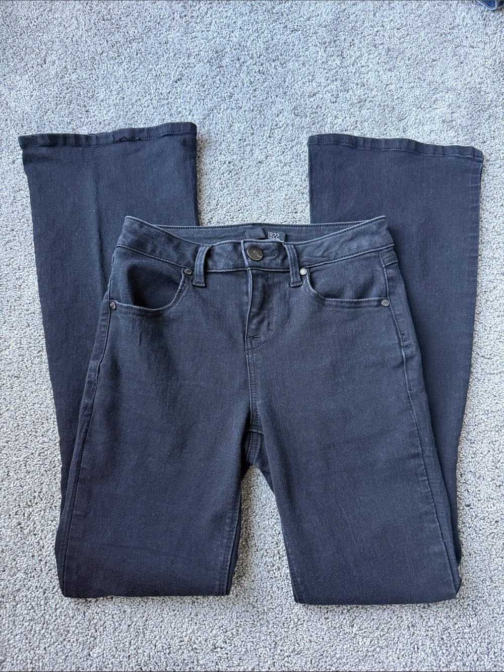 1822 Denim Women's Black Flare Jeans